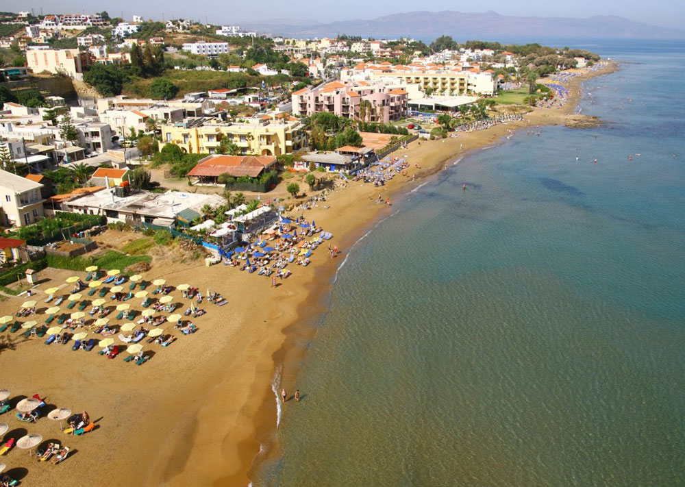 Villa Aelia Agia Marina beach